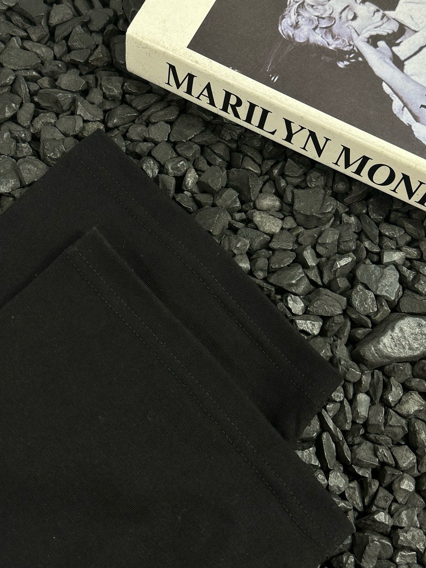 B T-shirt 0213