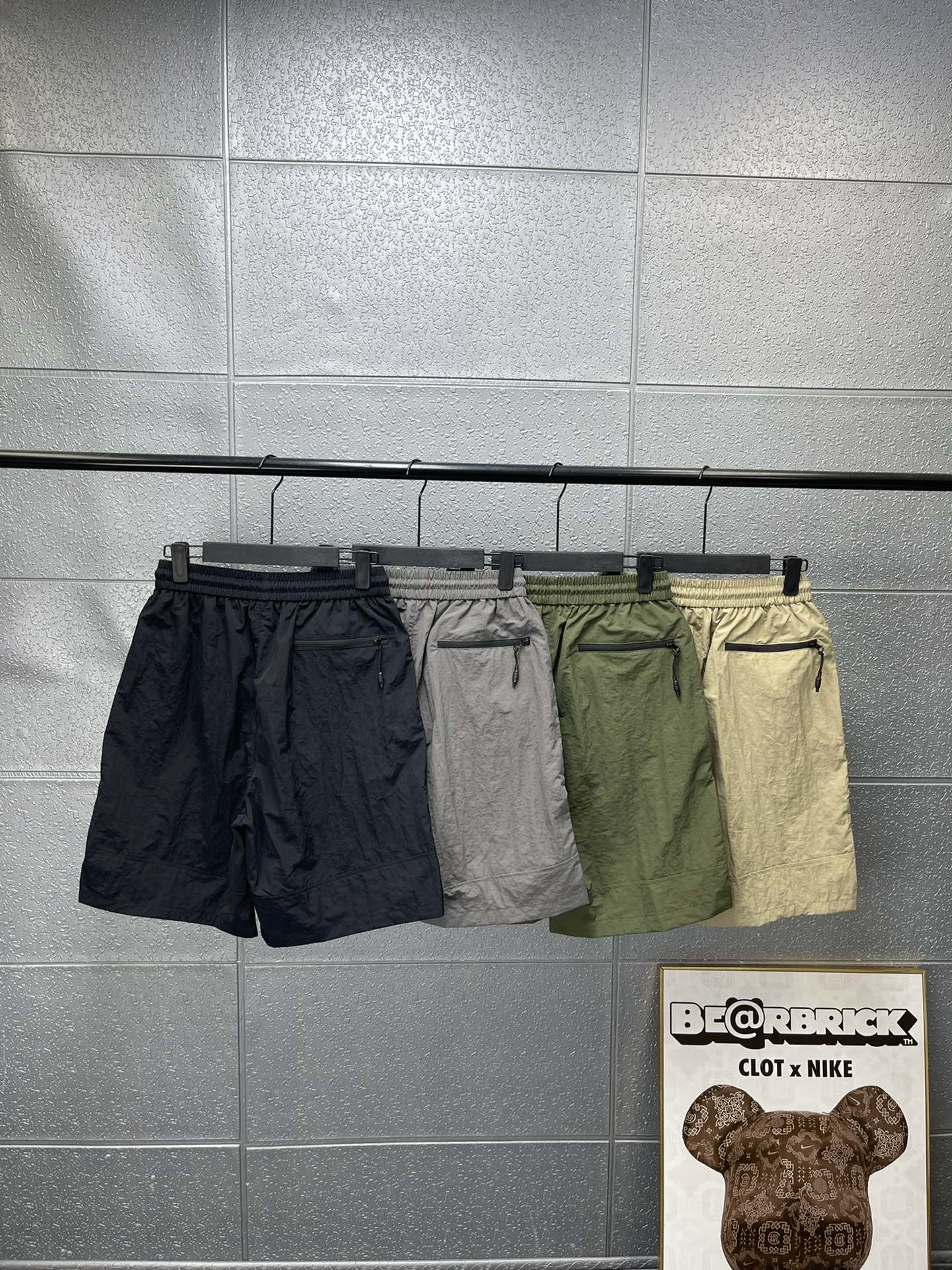 Mon New Arrival Short 0014