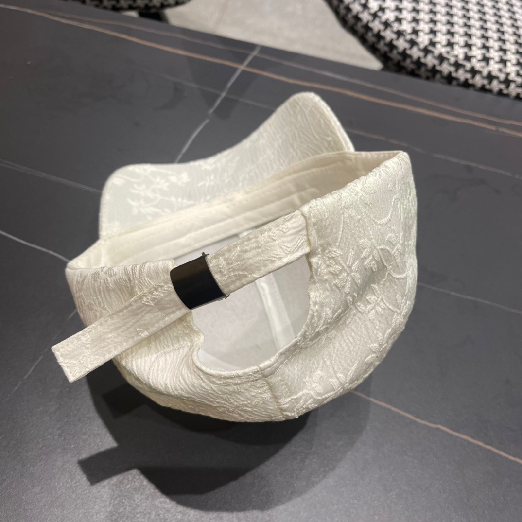 Mon New Arrival Cap 0008