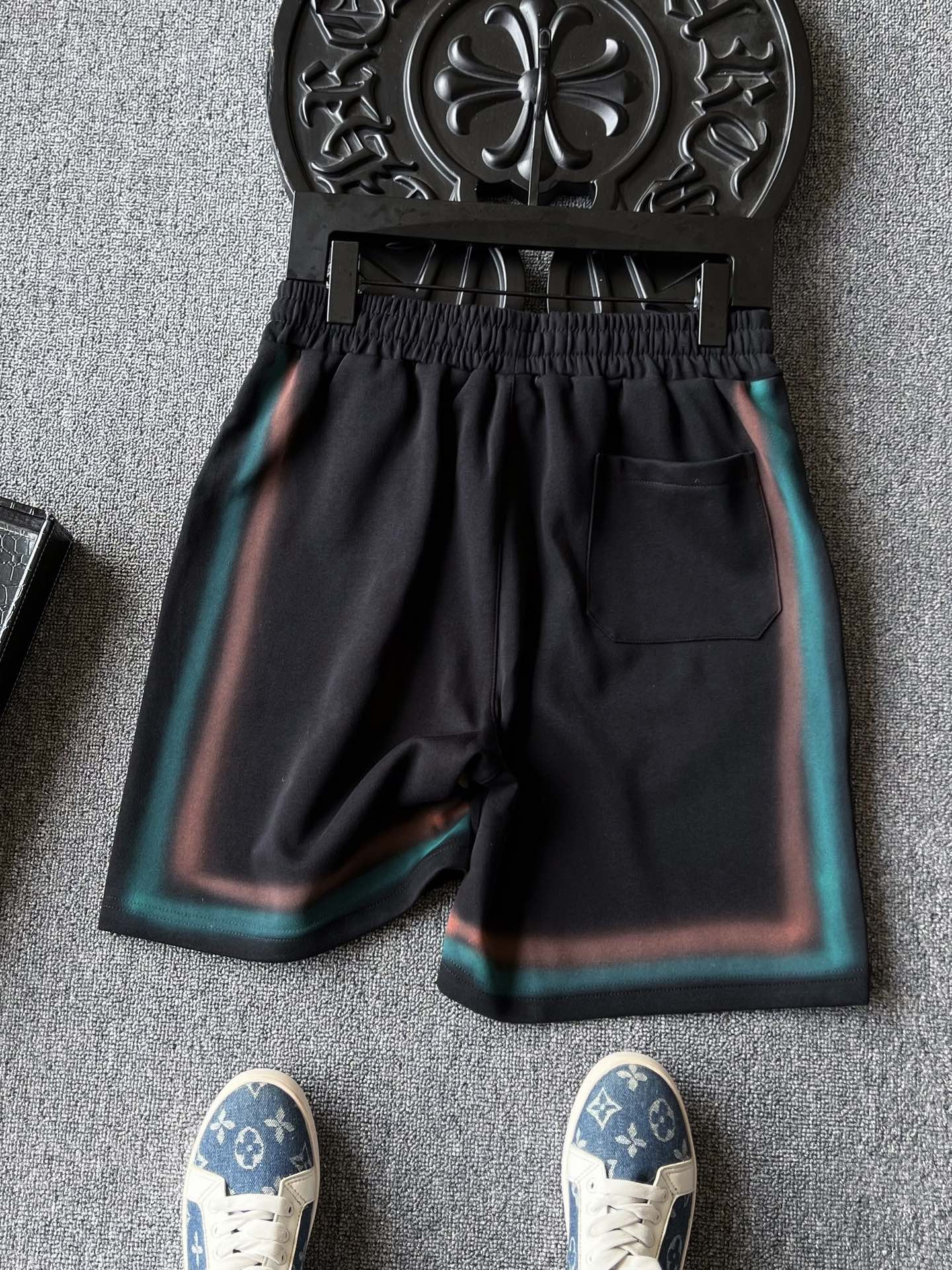 Mon New Arrival Short 0002