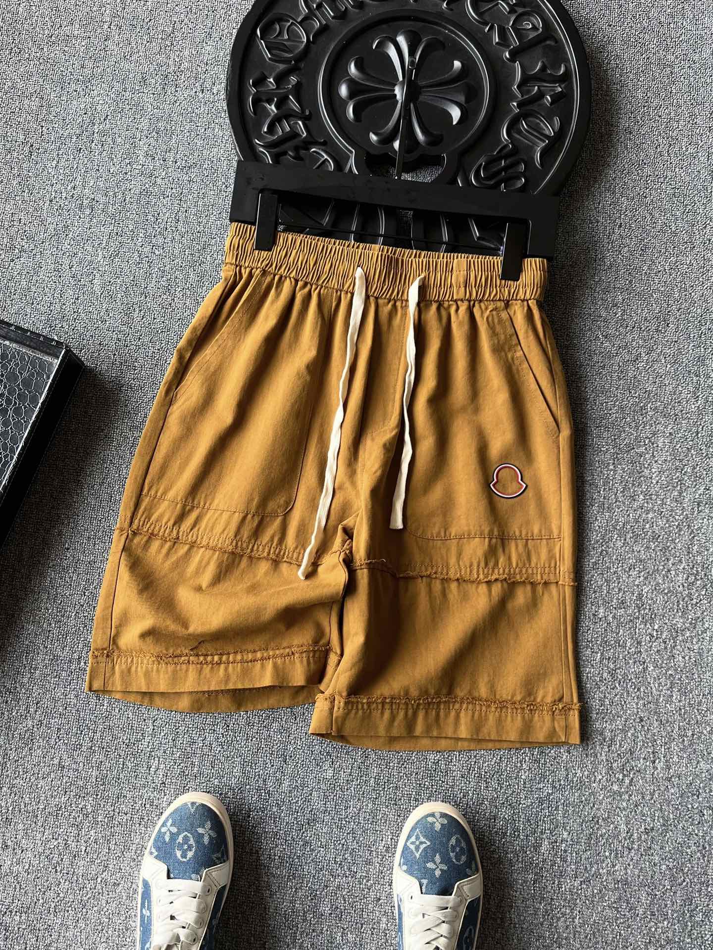 Mon New Arrival Short 0004