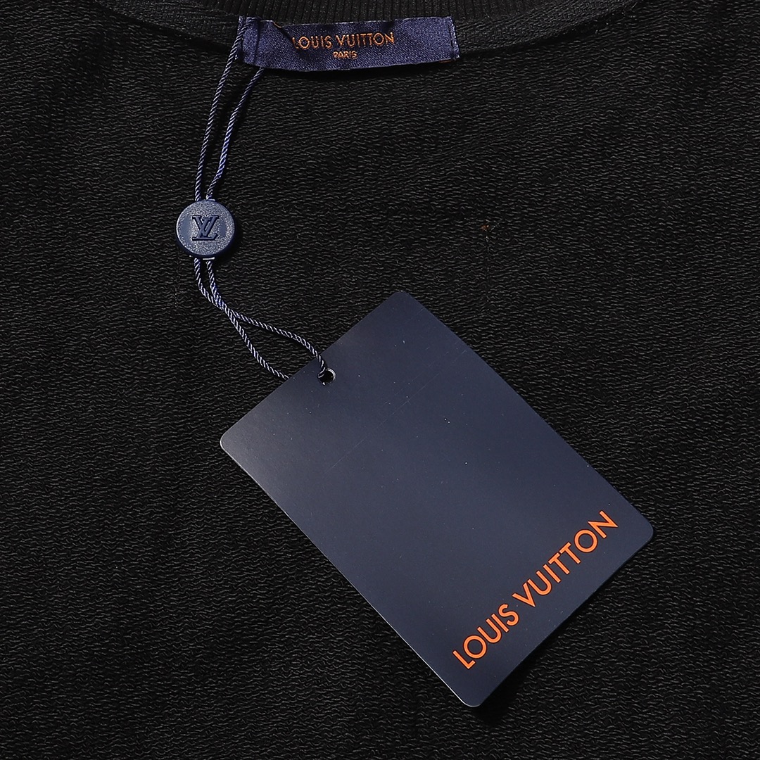 L New Arrival Hoodie 0017