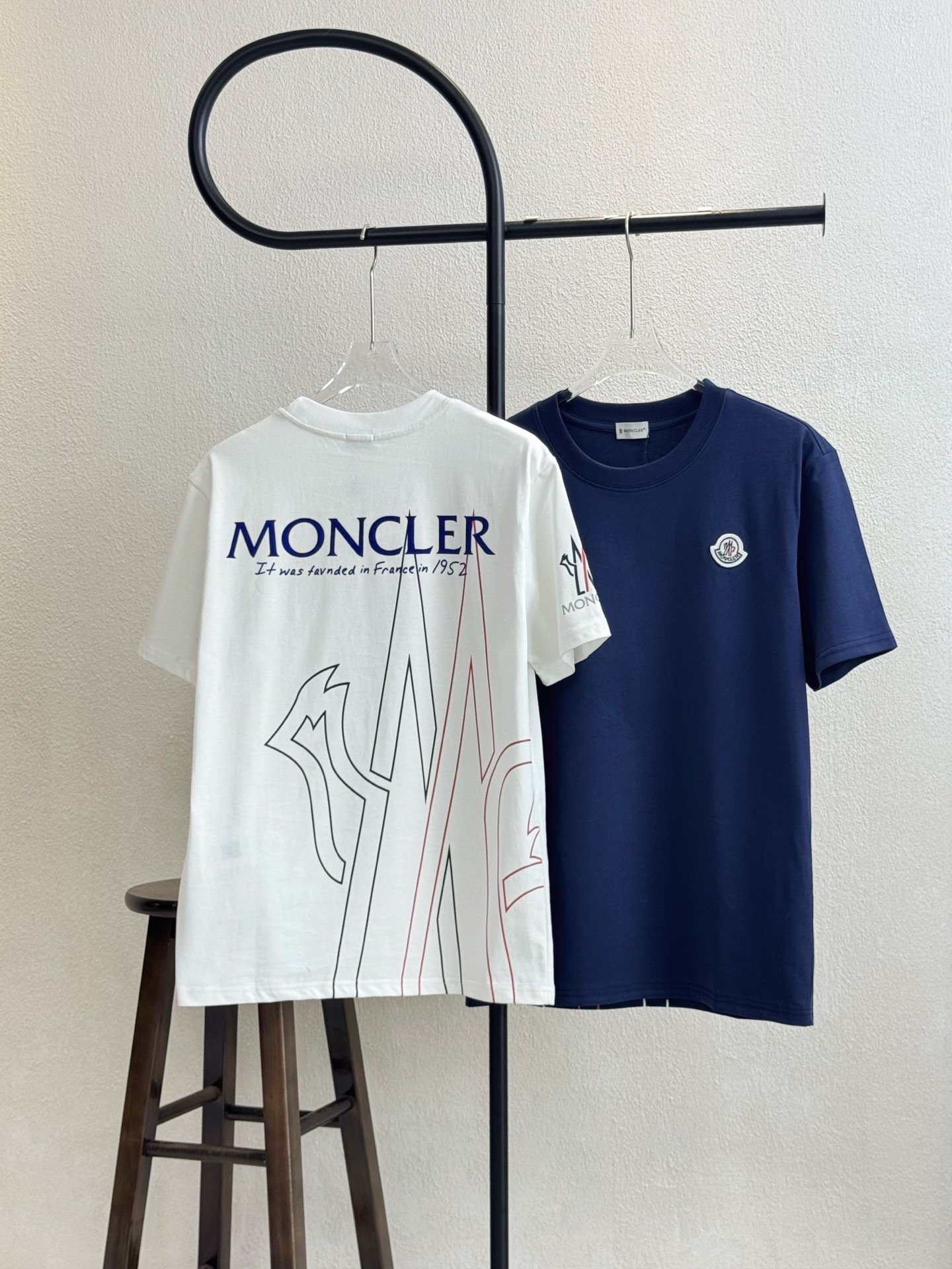 Mon New Arrival T-shirt 0023