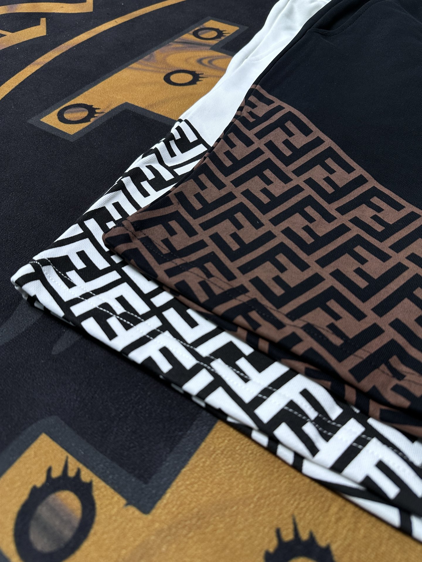 Fen new arrival 25SS  short 0059