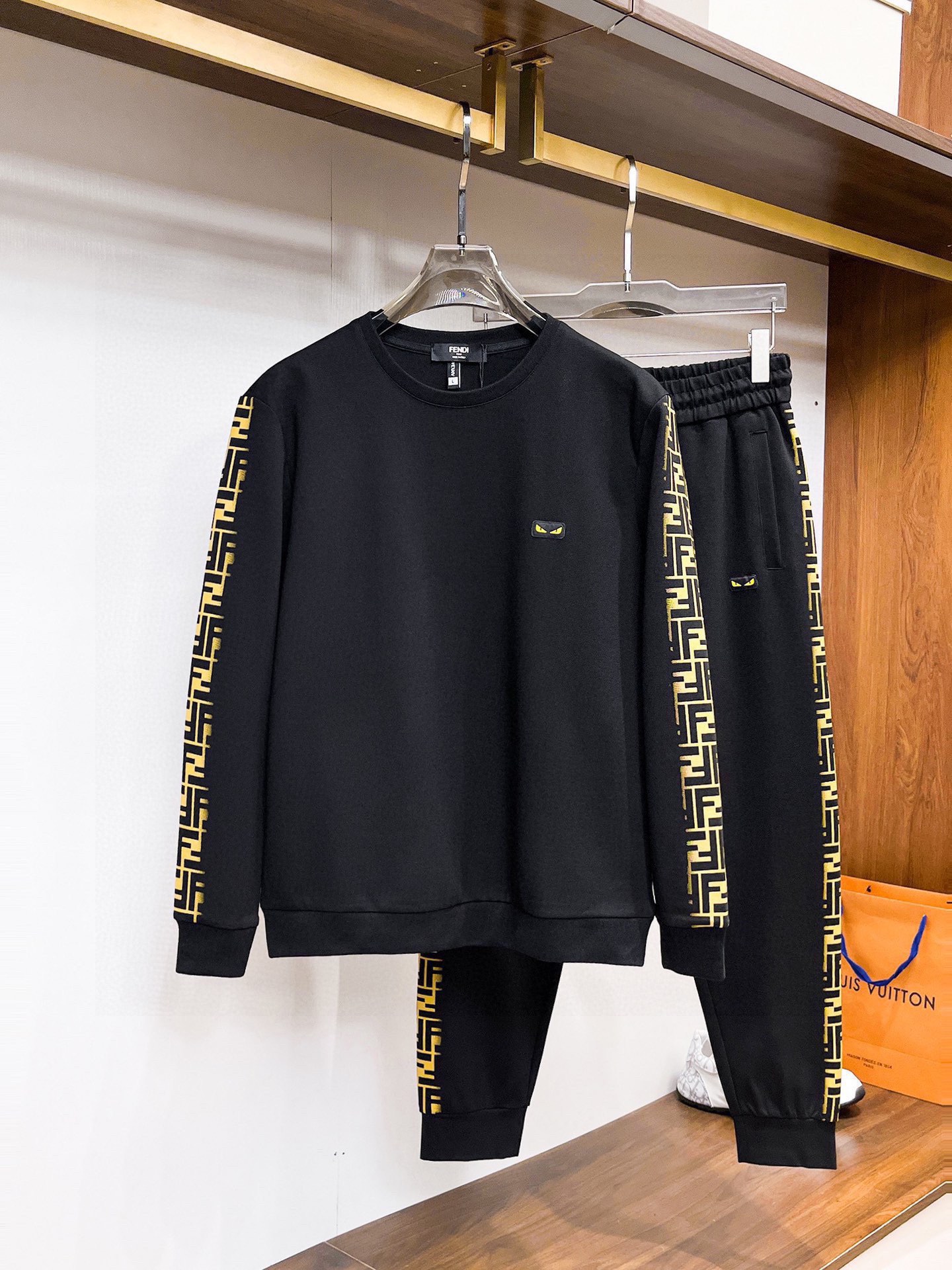 Fen new arrival hoodie set 002