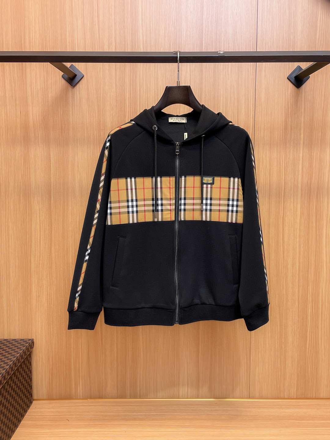 BB new arrival hoodie set 024