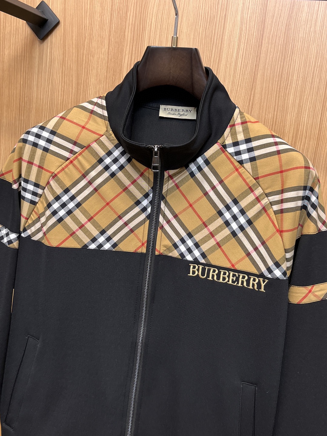 BB new arrival hoodie set 023