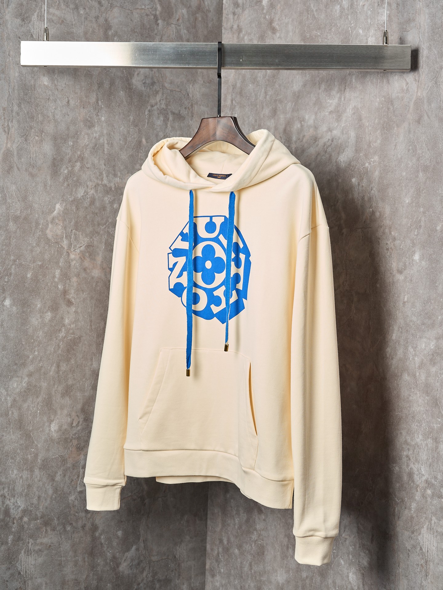 L New Arrival Hoodie 0085