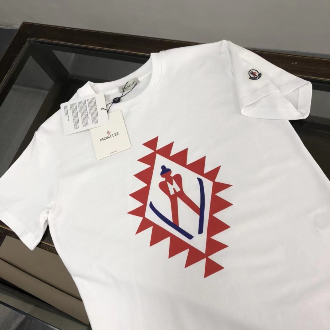 Mon New Arrival T-shirt 0022