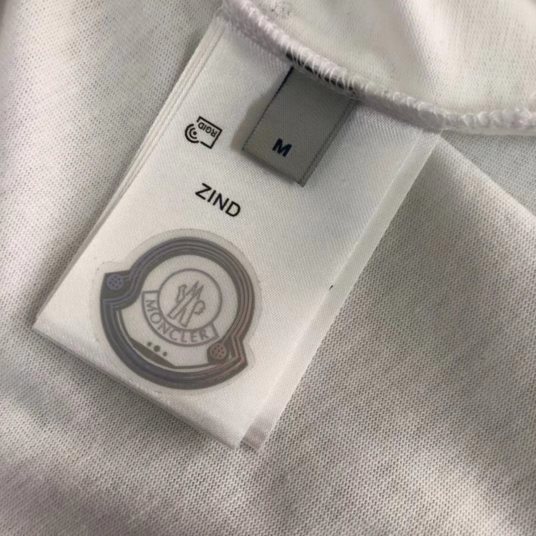 Mon New Arrival T-shirt 0022