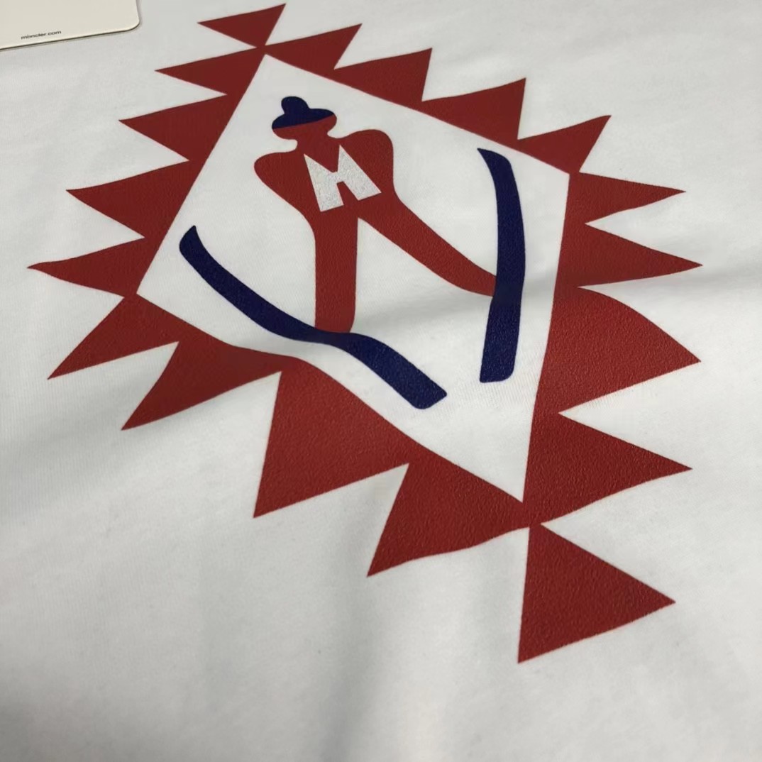 Mon New Arrival T-shirt 0022