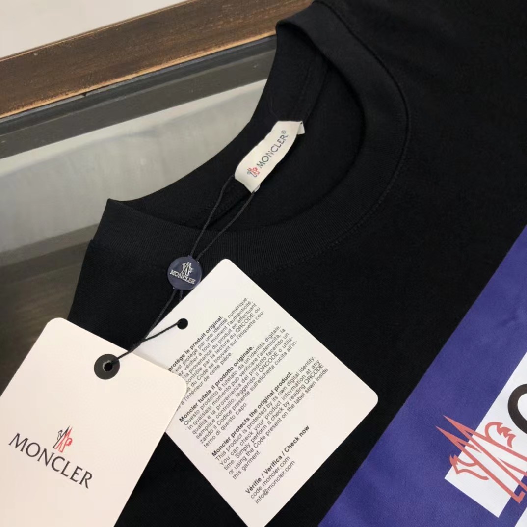 Mon New Arrival T-shirt 0021