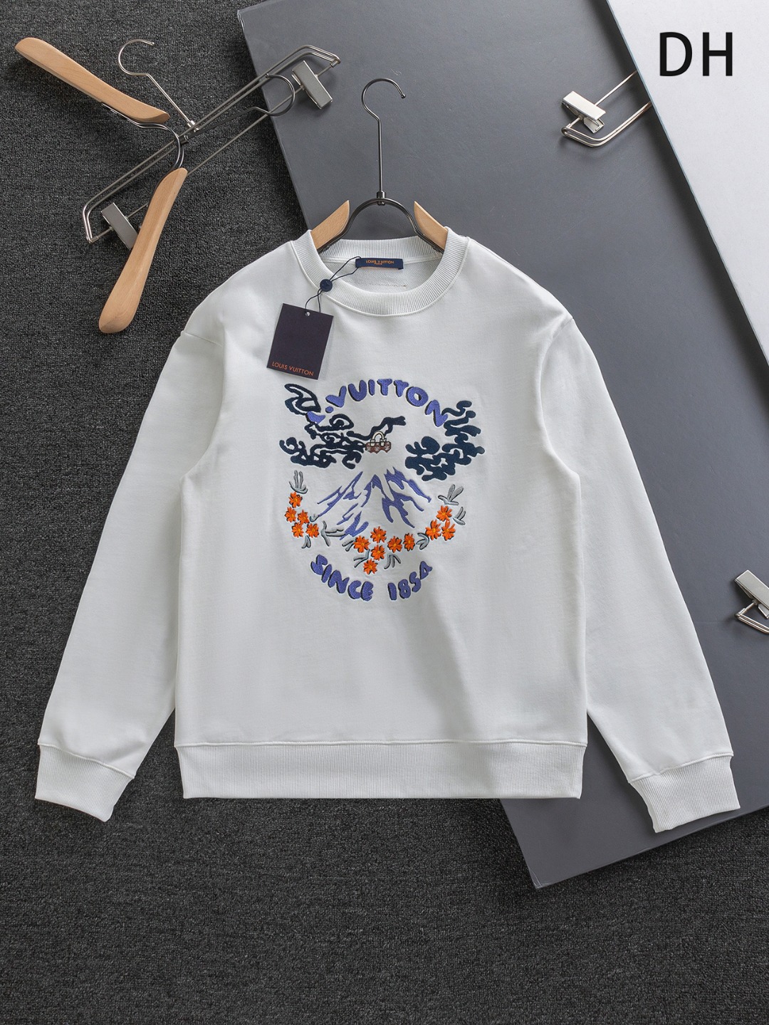 L New Arrival Hoodie 0074