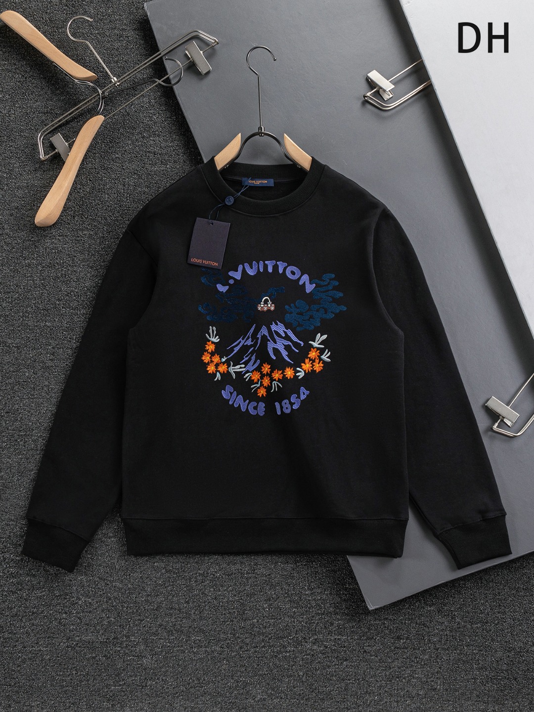 L New Arrival Hoodie 0074