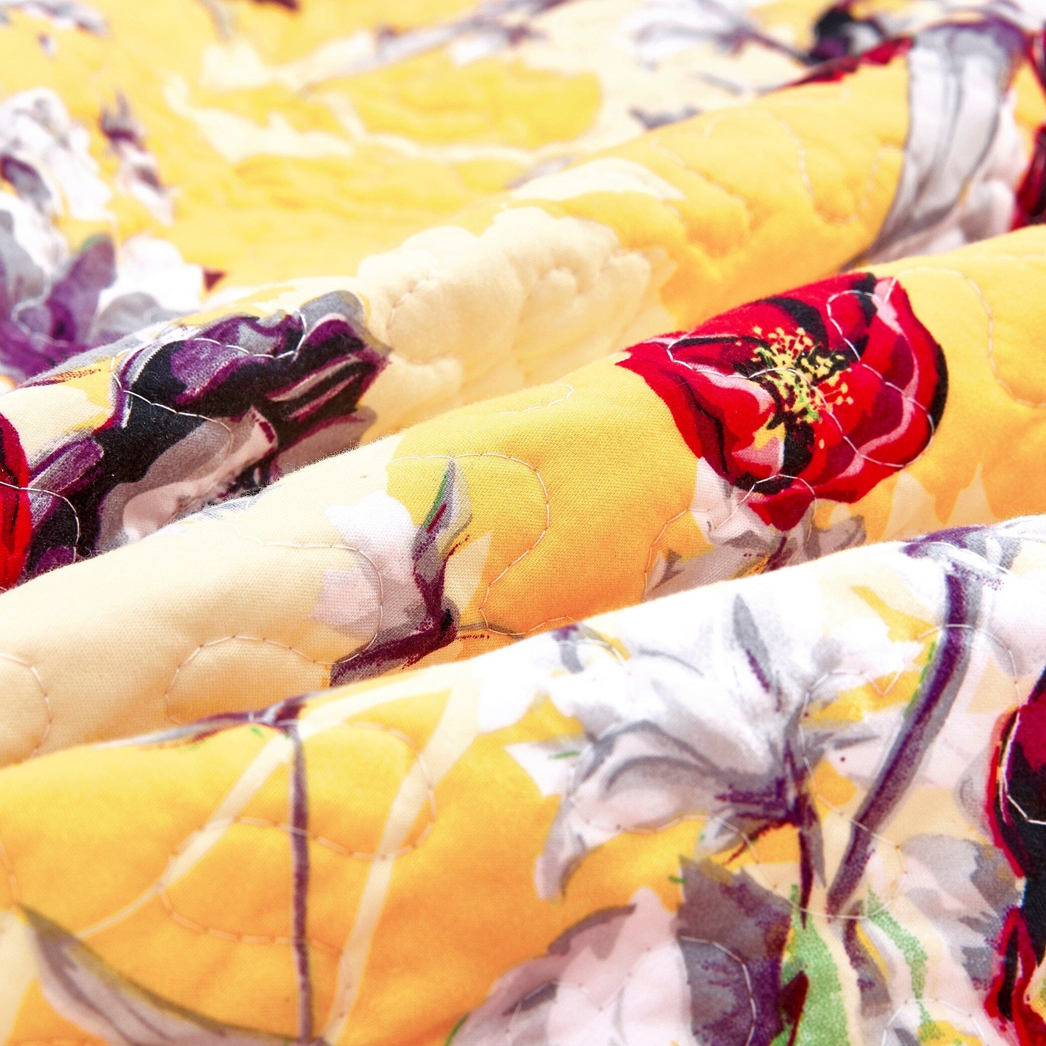 Yellow Floral Quilted Throw Blanket - Hummingbirds Farmhouse Red Flowers for Couch, Sofa or Bed- Scalloped Edges-Tolkye