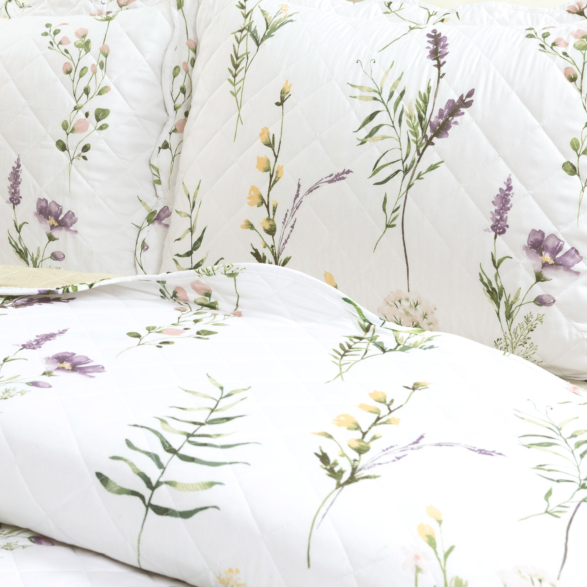 Watercolor Wildflower Scallop Edge Floral 3 Piece Quilt Set-Tolkye