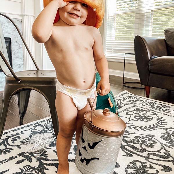 Oil Can Jack-O-Lantern with Copper Lid