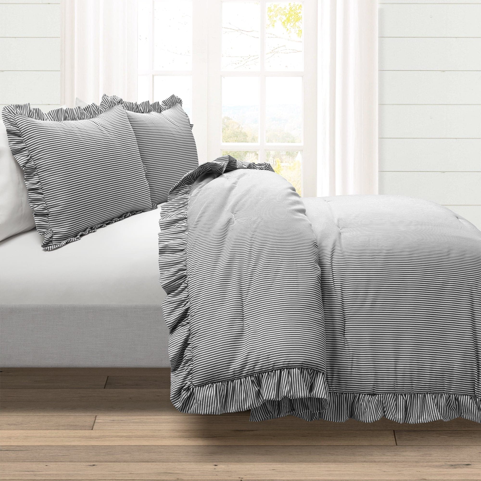 Farmhouse Stripe Reyna Ruffle Reversible Comforter 3 Piece Set-Tolkye