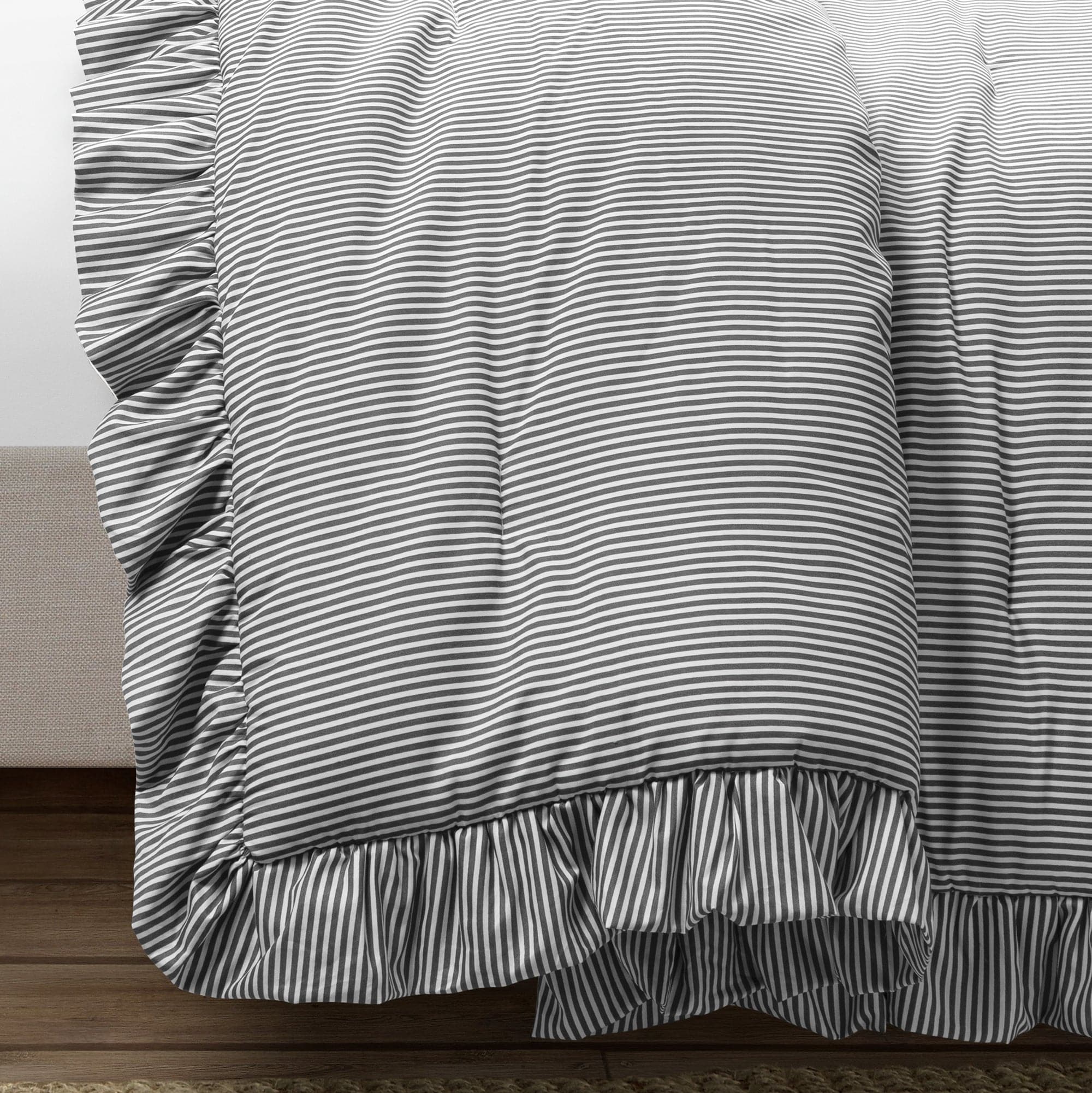 Farmhouse Stripe Reyna Ruffle Reversible Comforter 3 Piece Set-Tolkye