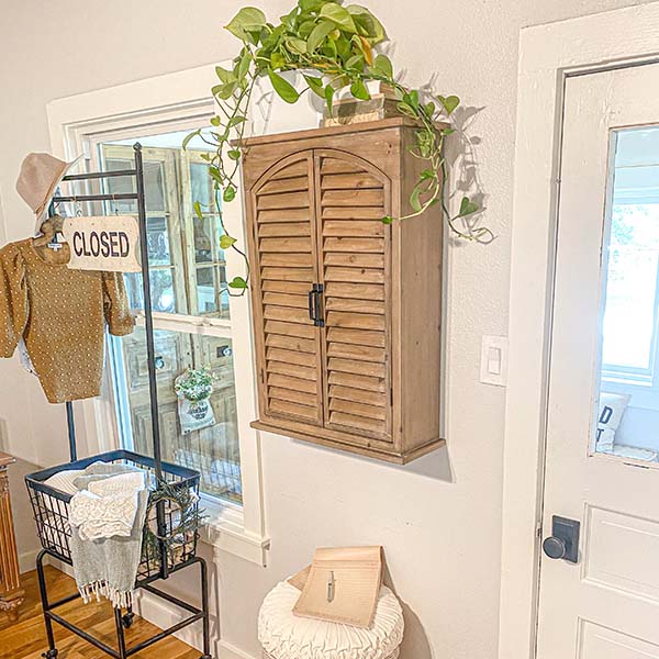 Natural Wooden Hanging Medicine Cabinet