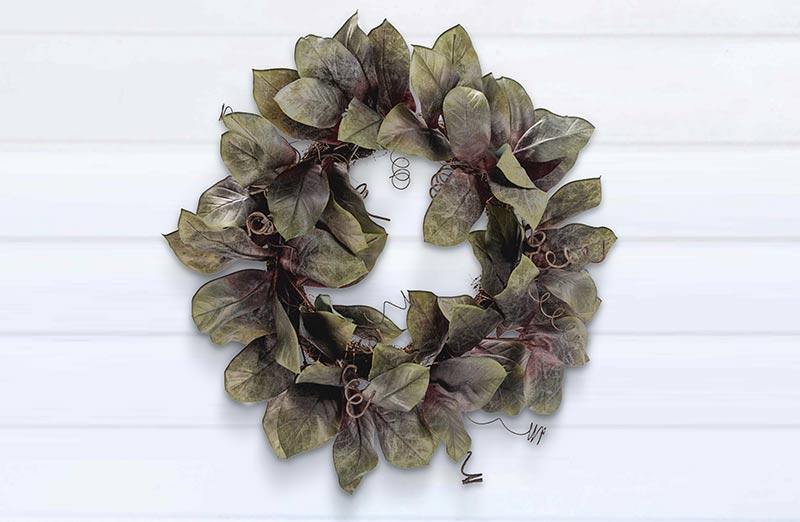 25" Magnolia Wreath