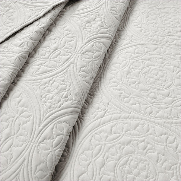 Medallion 3 Piece Bedding Set, Pick Your Color