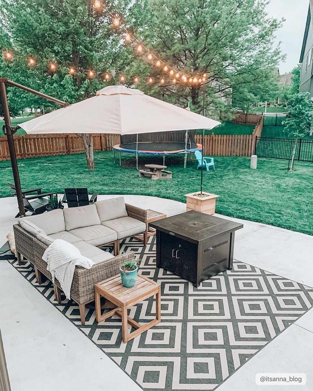 Geometric Outdoor Rug