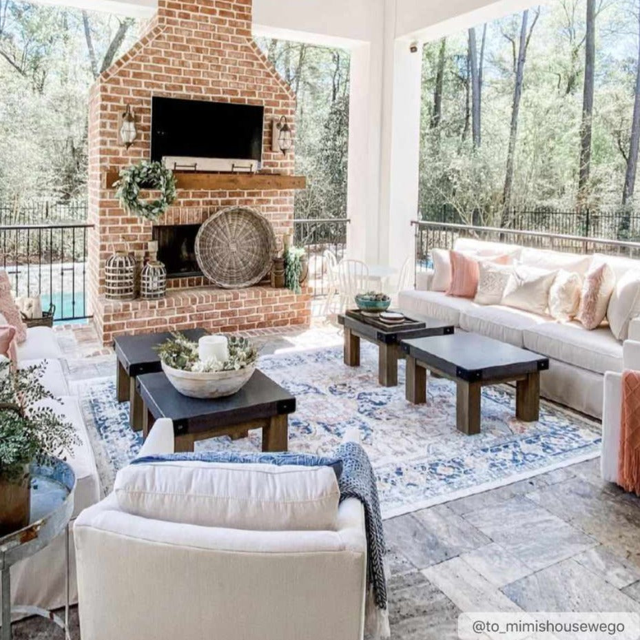 Ornate Distressed Outdoor Rug