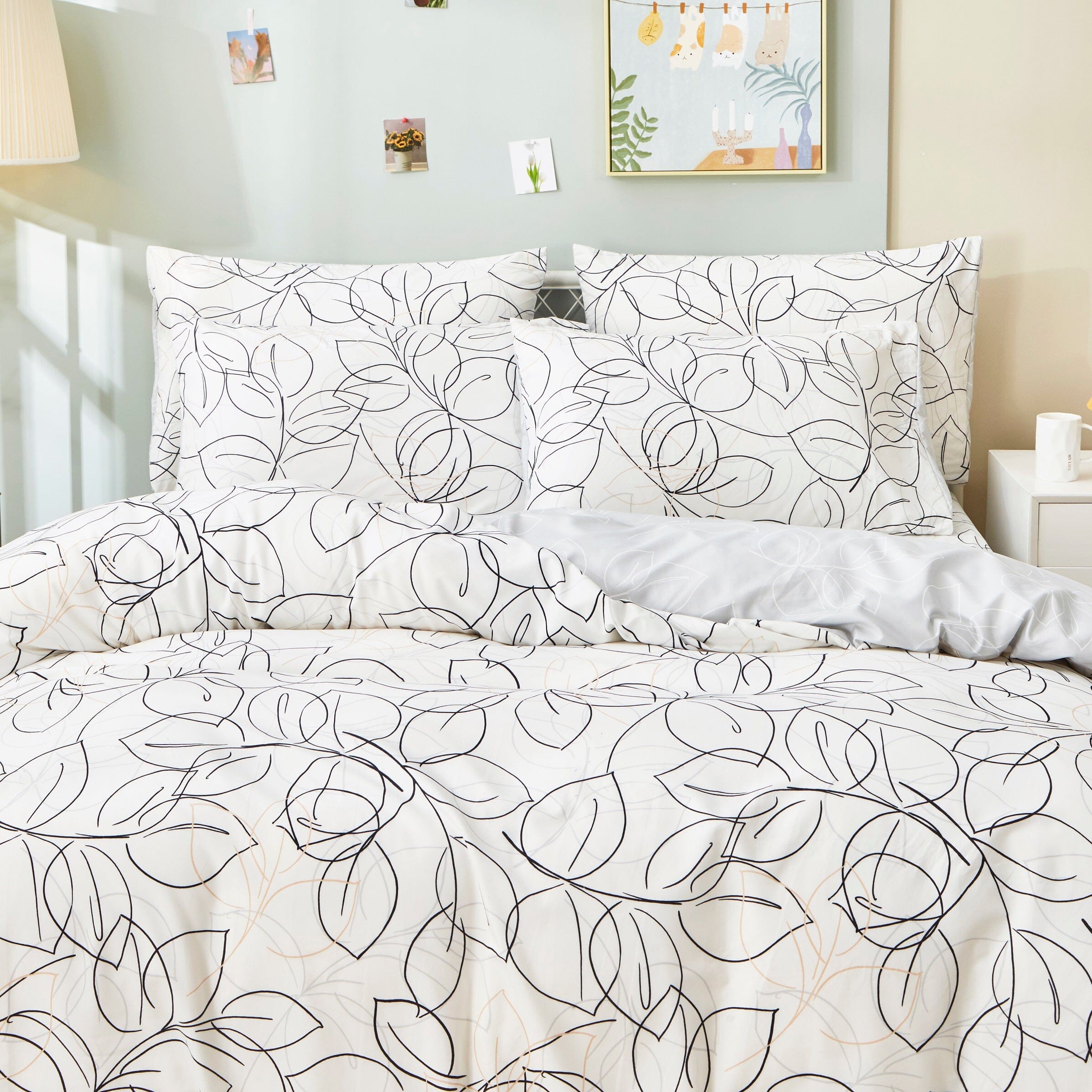 Modern Abstract Leaf Line Art Foliage White Grey Black Gold Reversible Duvet Cover