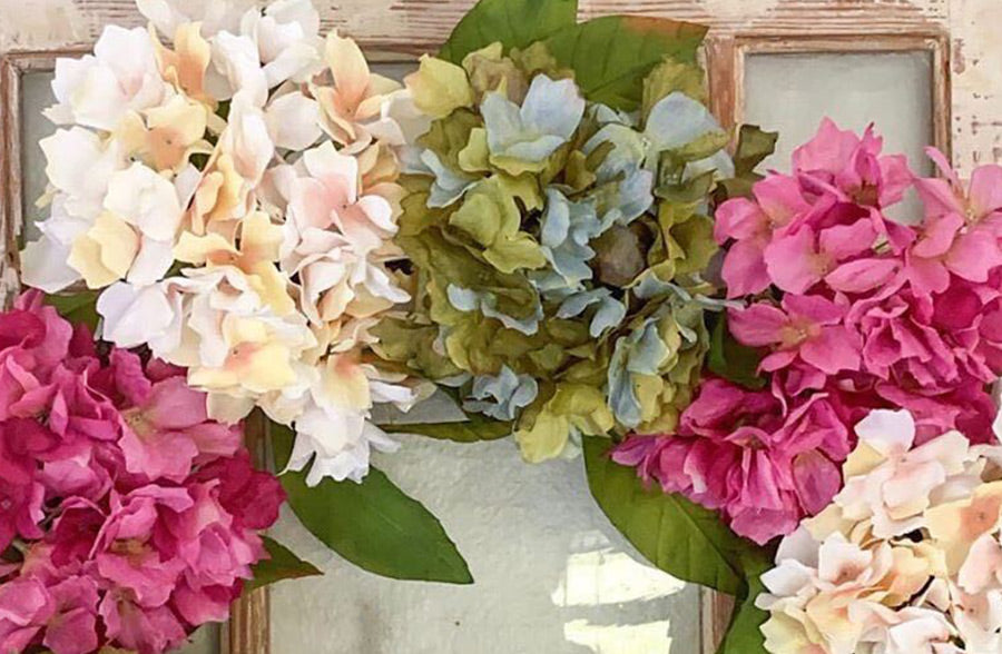 26" Hydrangea and Magnolia Leaf Wreath