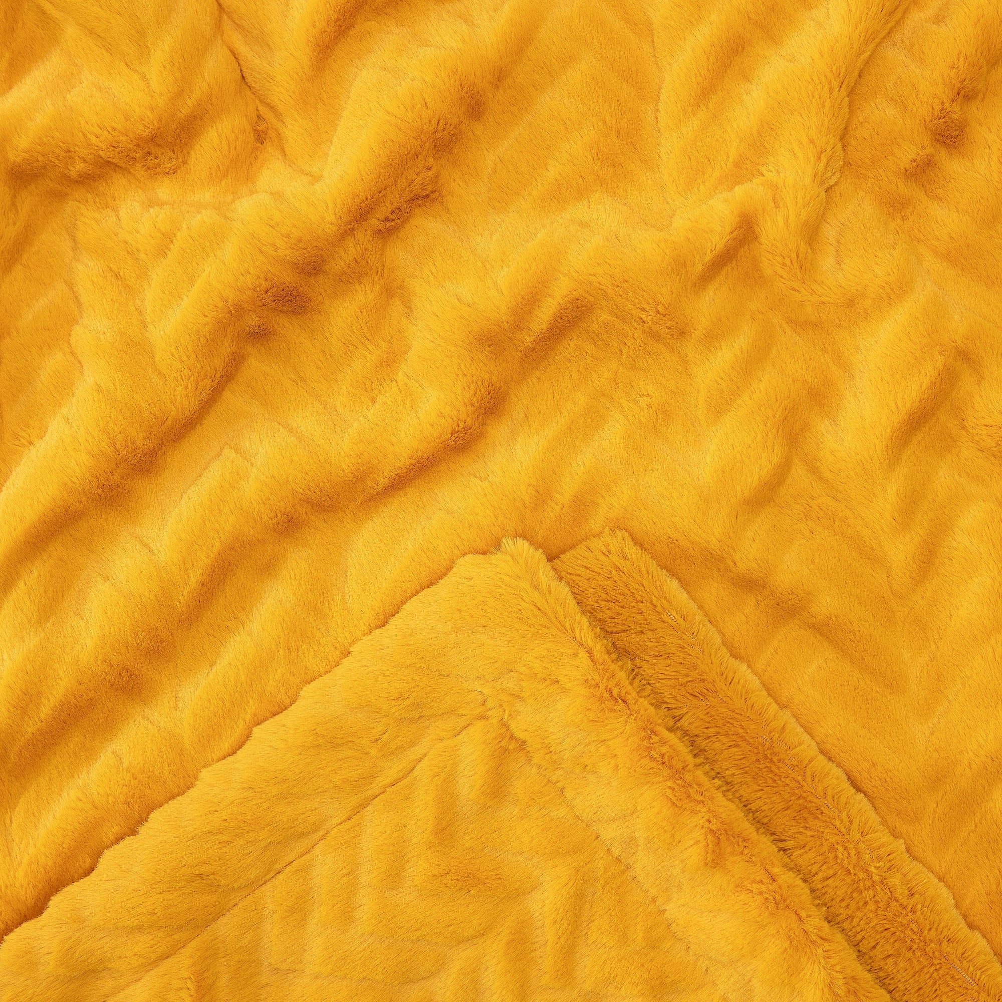 Embossed Faux Fur Throw Blanket-Tolkye