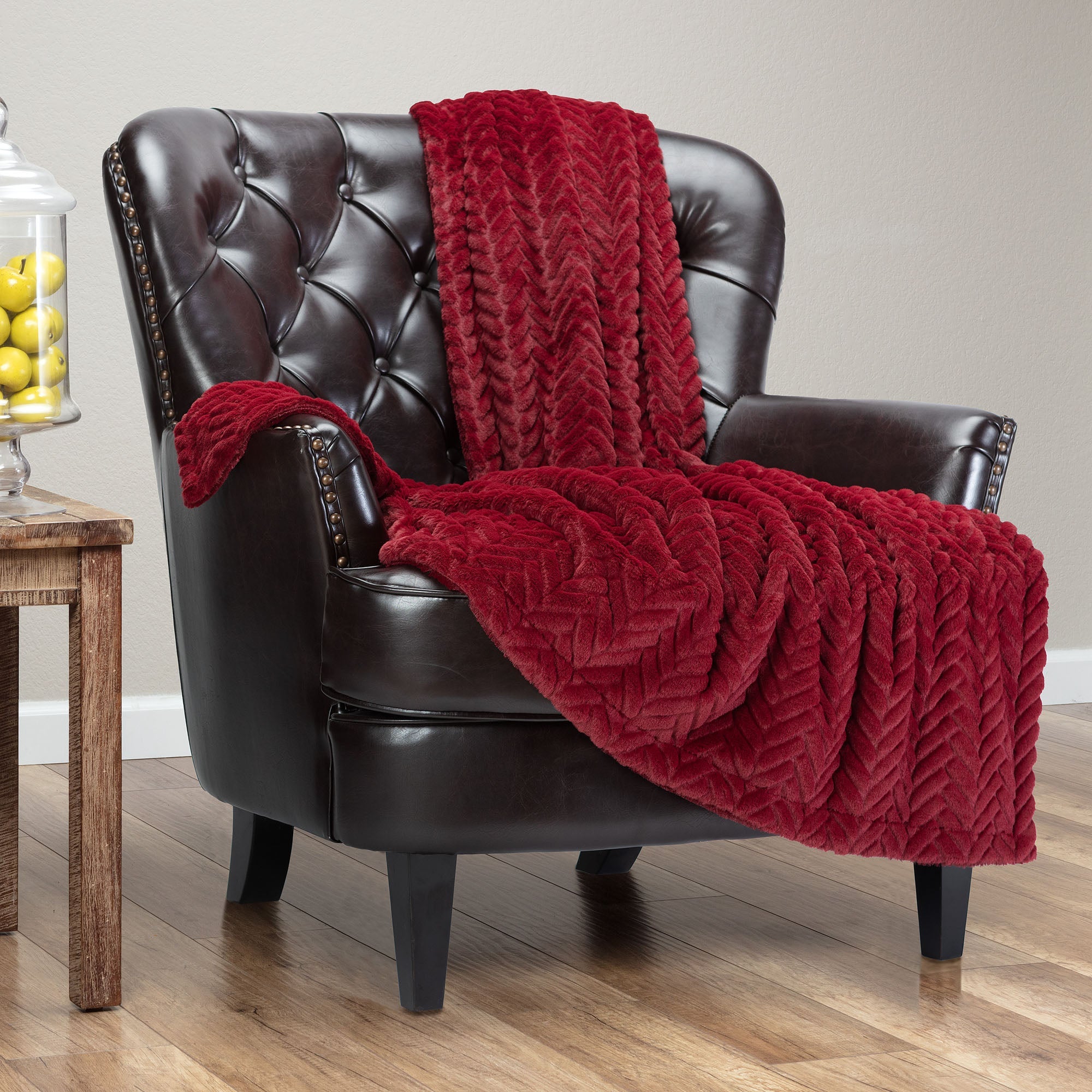 Embossed Faux Fur Throw Blanket-Tolkye