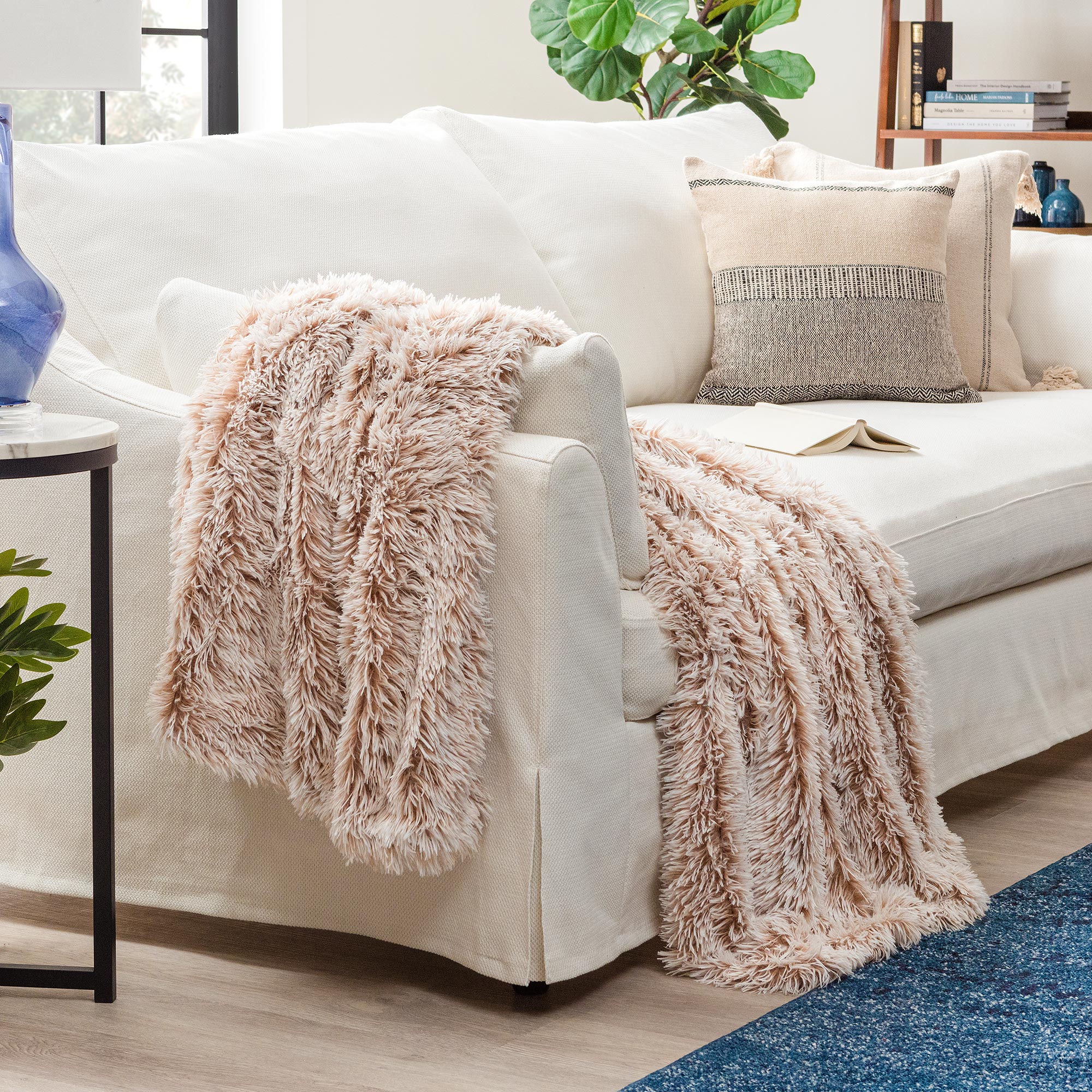 Longfur Ombre Faux Fur Throw Blanket-Tolkye