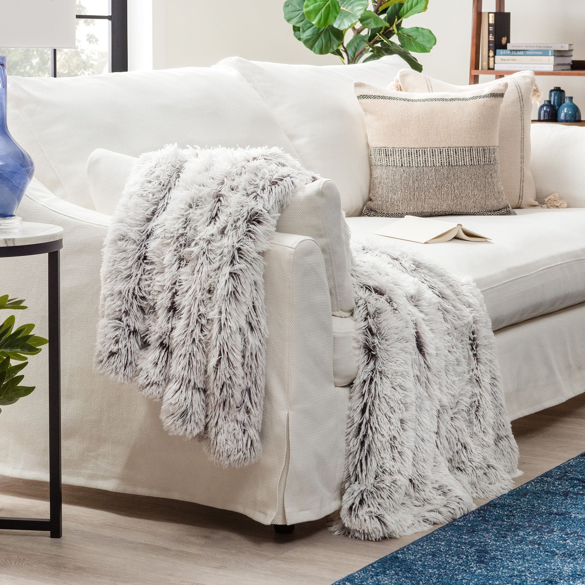 Longfur Ombre Faux Fur Throw Blanket-Tolkye