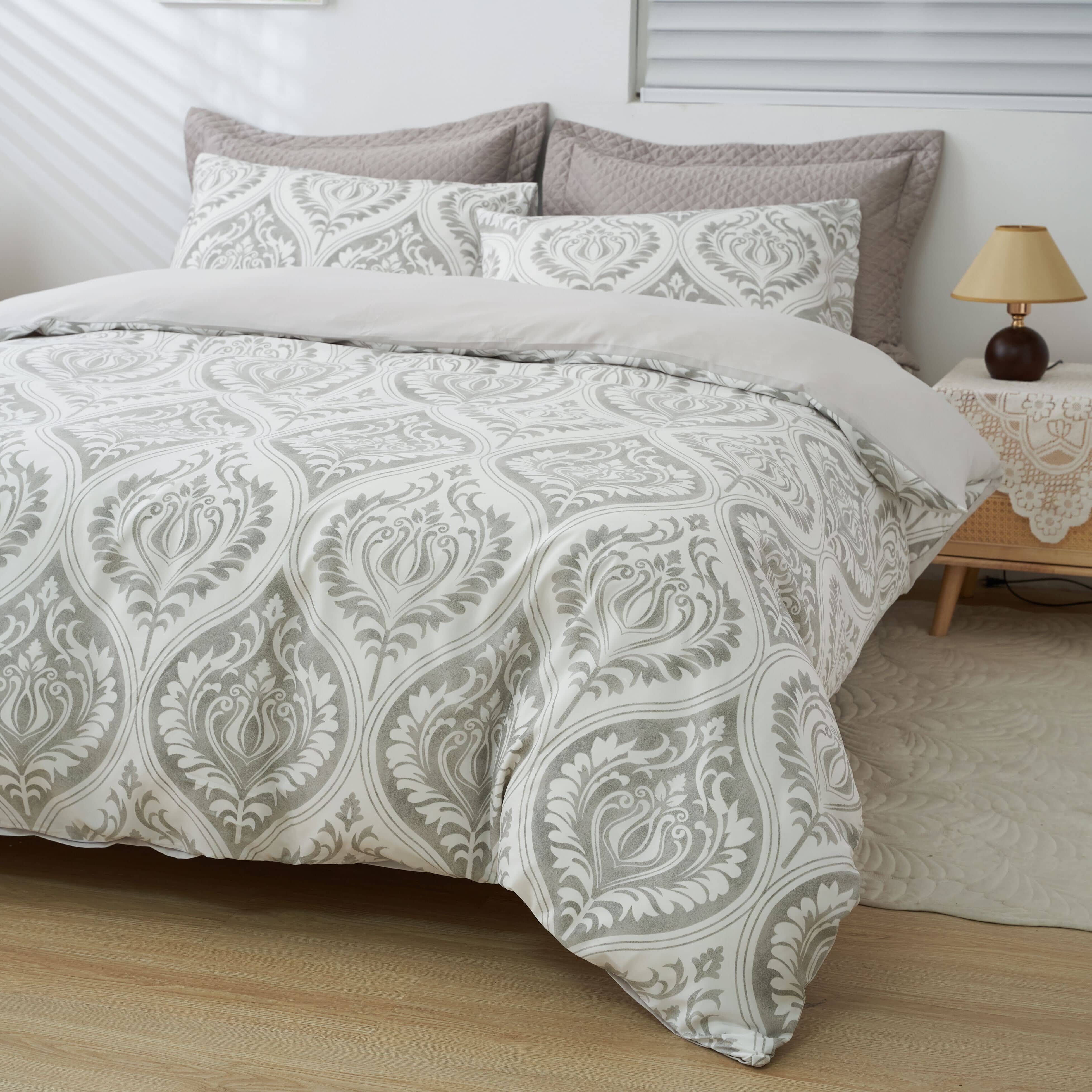 Dreamy Moon Sky Ogee Damask Heather Gray White Duvet Cover