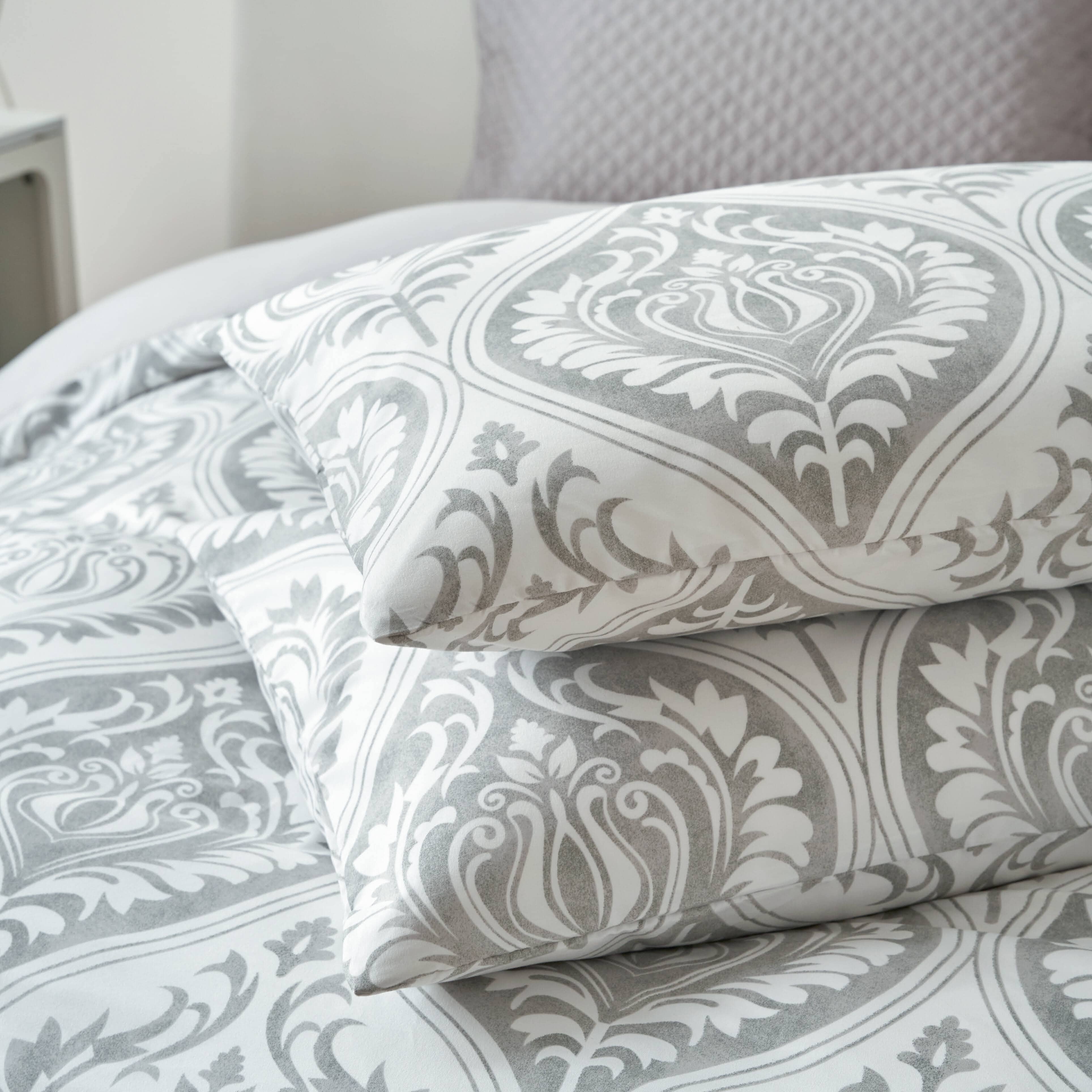 Dreamy Moon Sky Ogee Damask Heather Gray White Duvet Cover