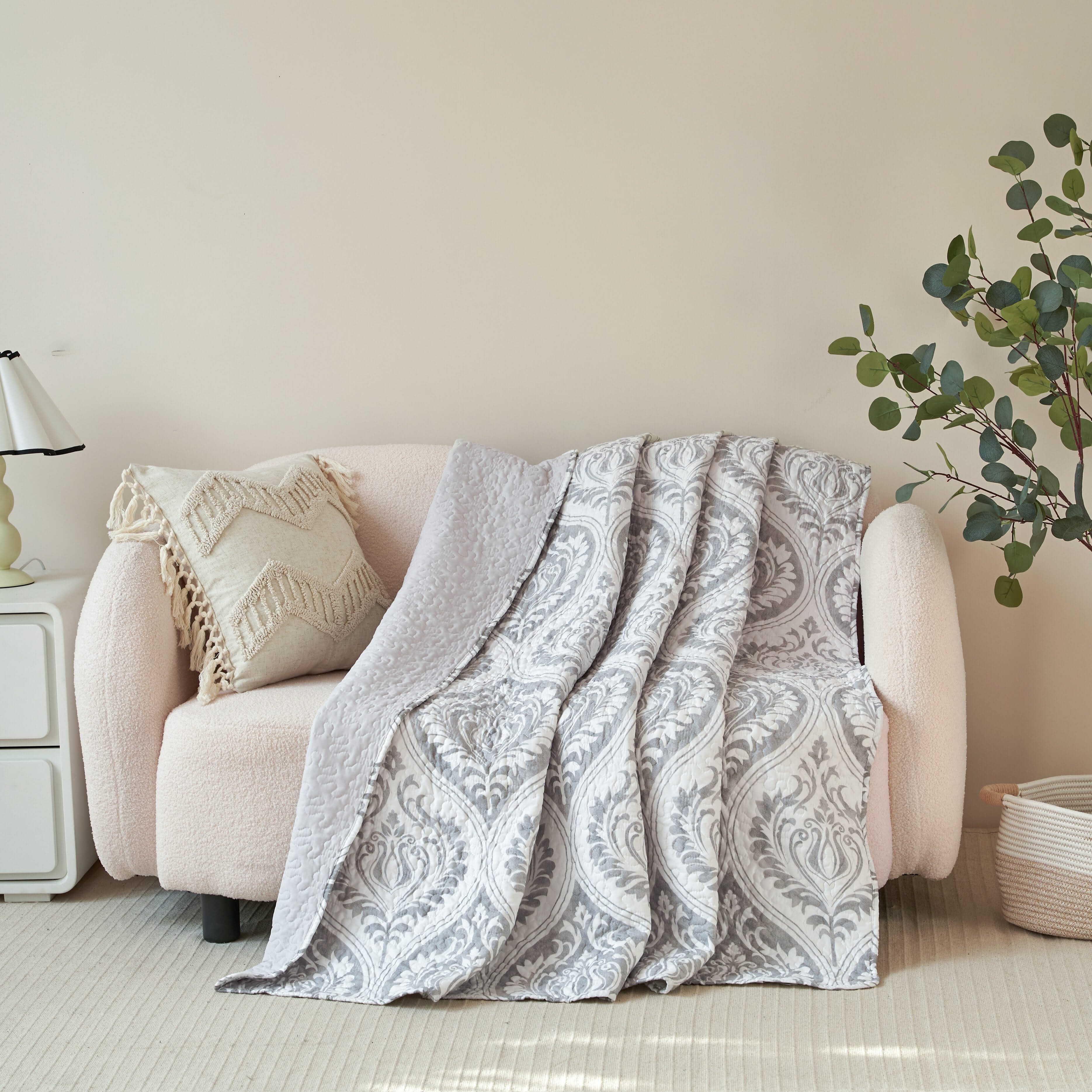 Dreamy Moon Sky Ogee Damask Heather Gray White Quilted Throw Blanket