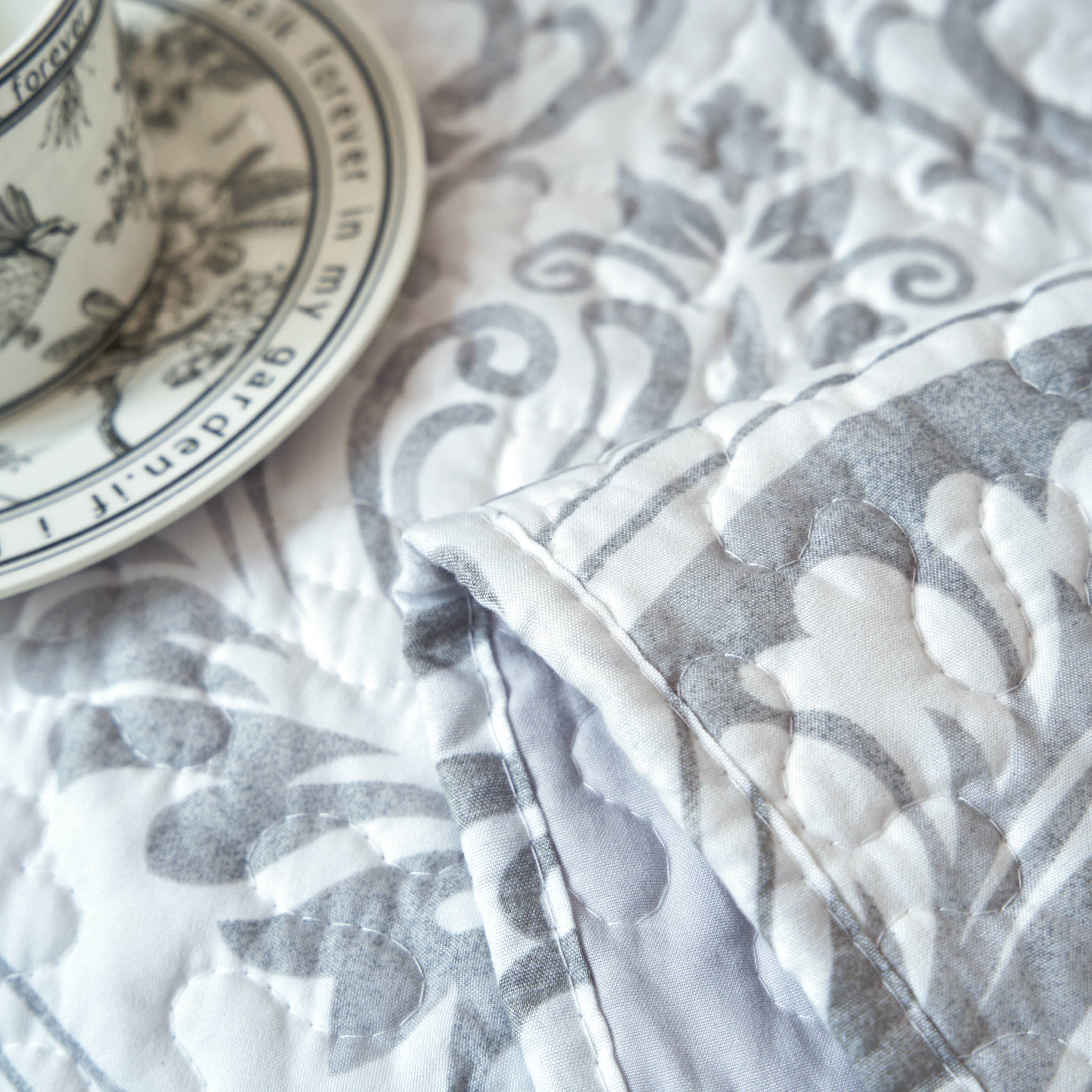 Dreamy Moon Sky Ogee Damask Heather Gray White Quilted Throw Blanket