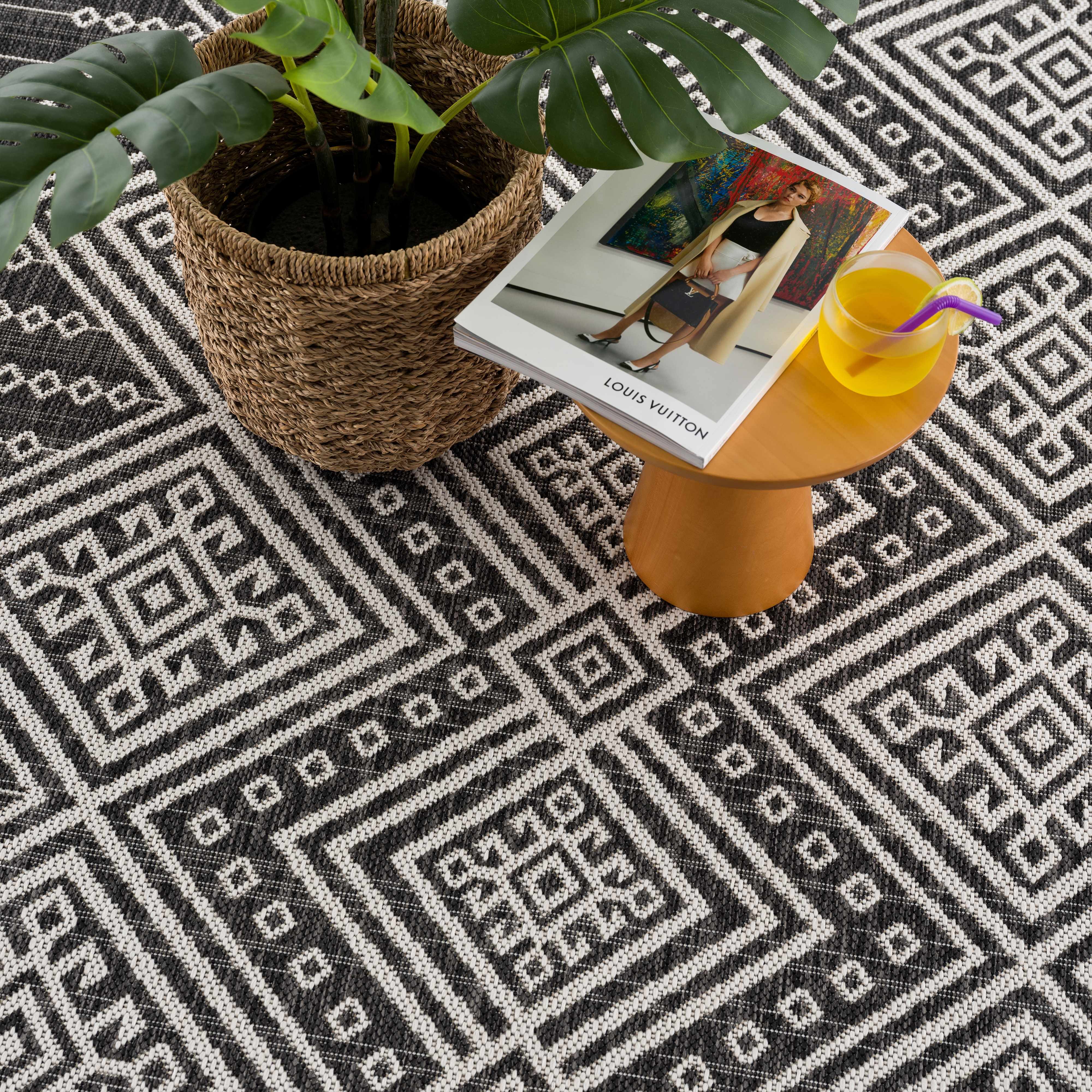 Bohemian Pattern Outdoor Rug
