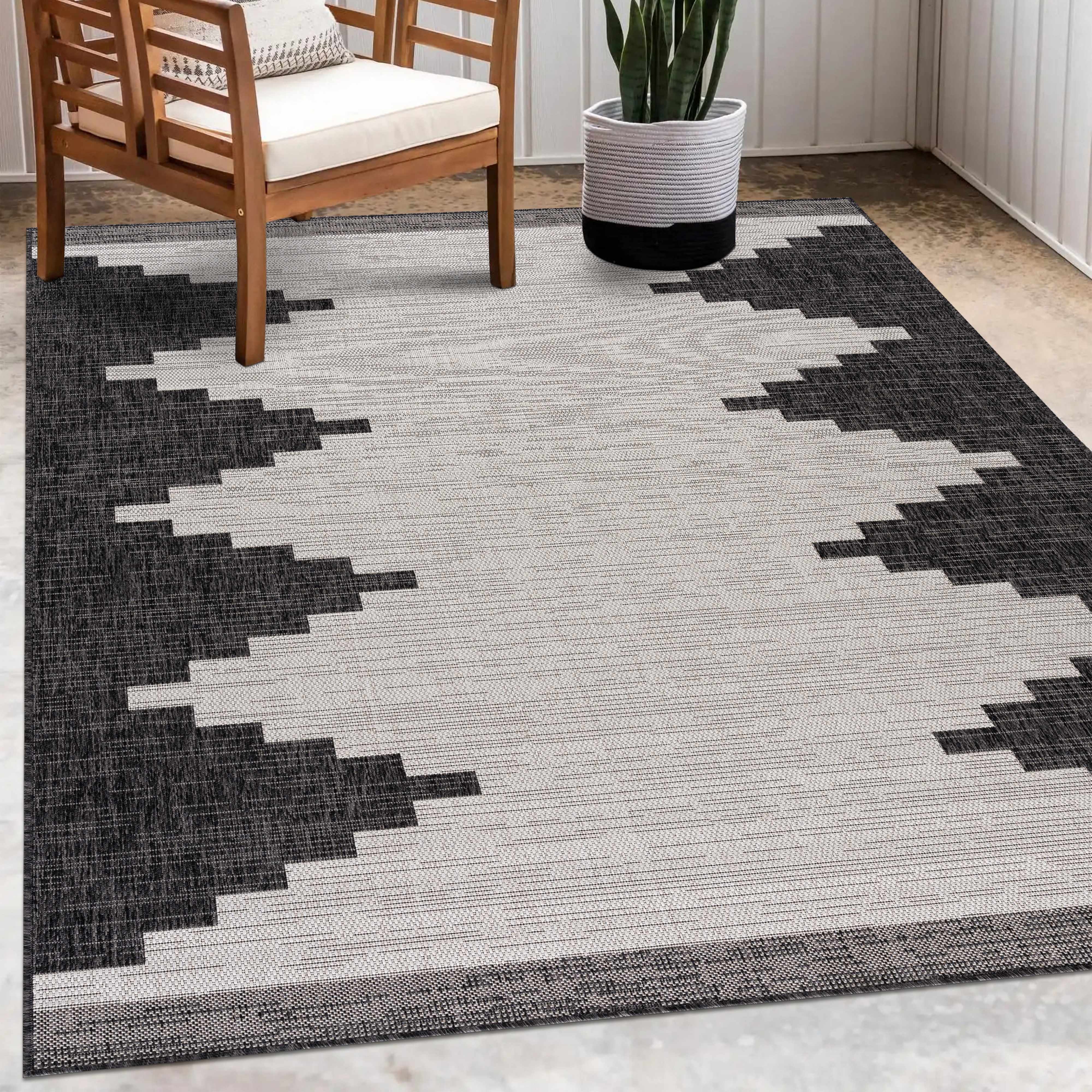 Contemporary Outdoor Rug