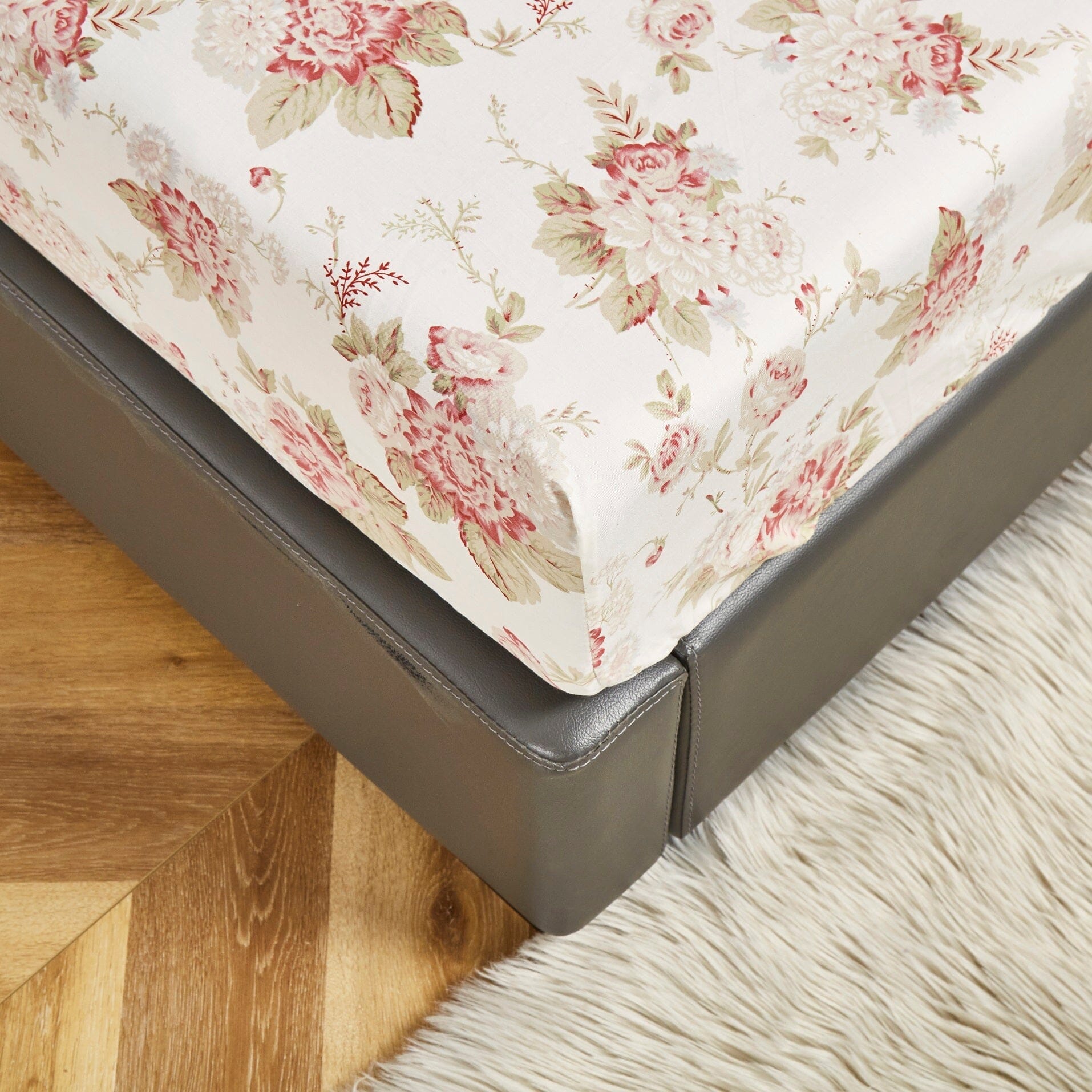 Hint of Mint Dainty Cottage Floral Roses Cotton Fitted Sheet w/ Pillow Case