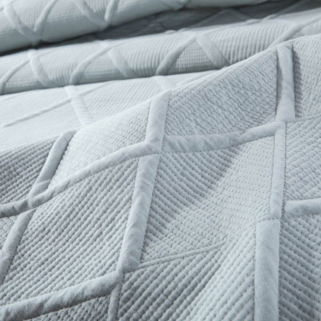 Soothing Pastel Seafoam Blue Diamond Stitch Cotton Quilt Set