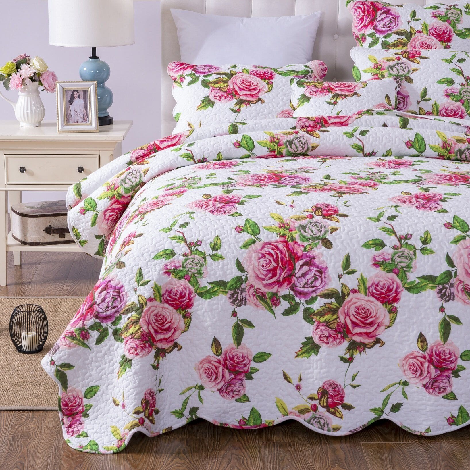 Bed in a Bag Bundle Set - Romantic Roses Lovely Blooming Floral Bedding Set