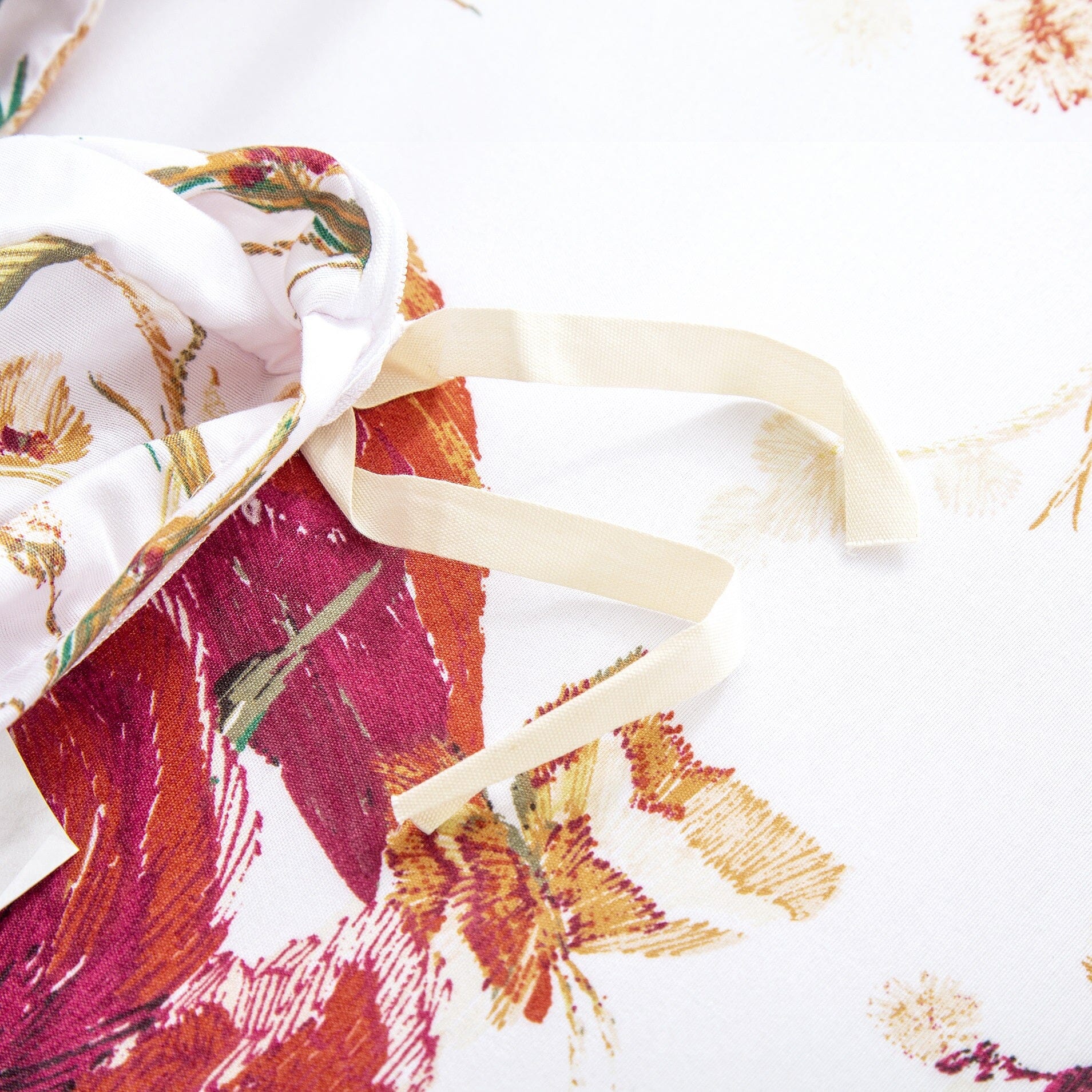 Floral Hummingbirds Burgundy White Vintage Rose Garden Reversible Duvet Cover