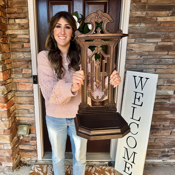 25 Inch Vintage Inspired Intricate Metal Umbrella Stand