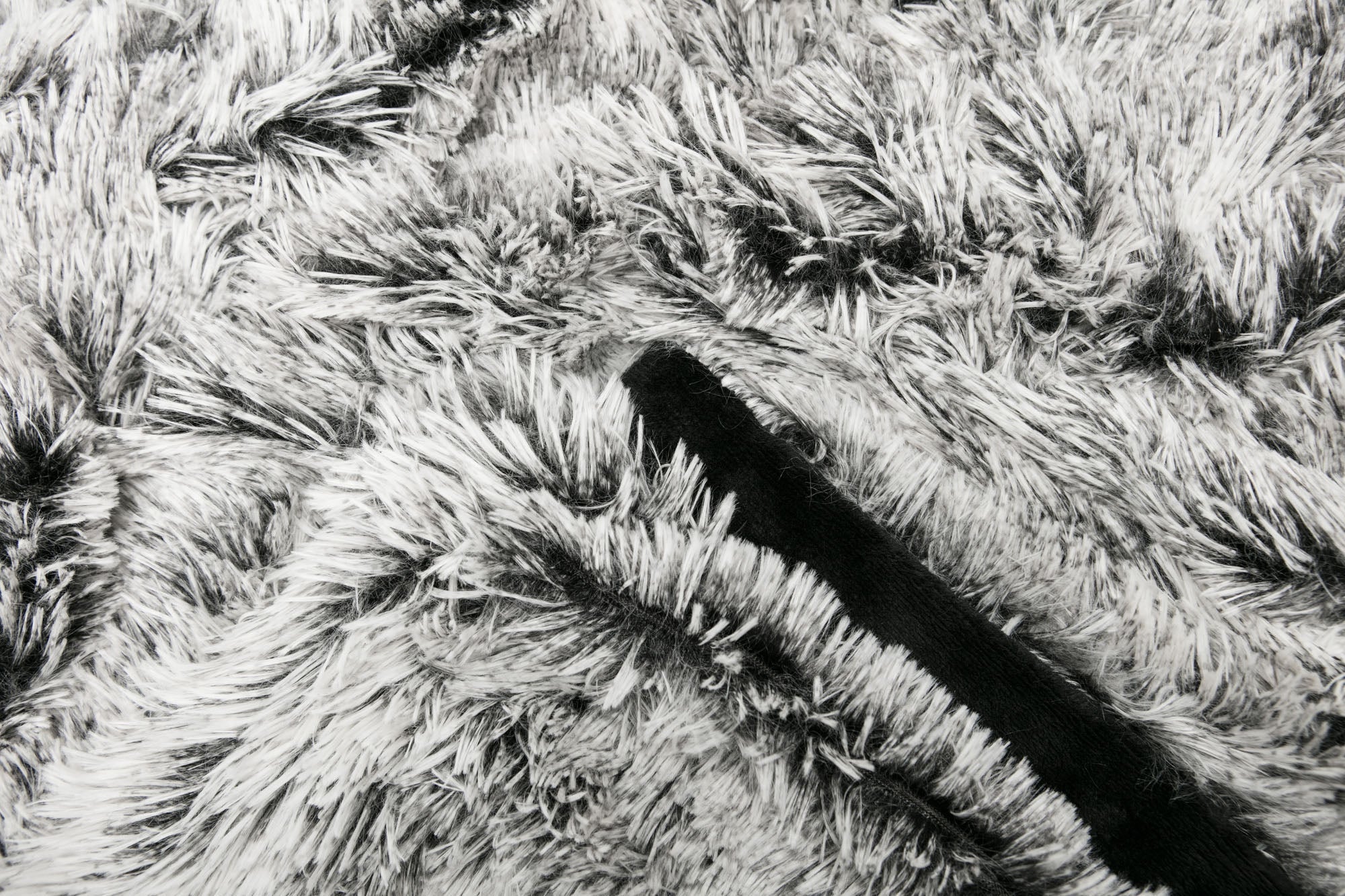 Longfur Ombre Faux Fur Throw Blanket-Tolkye