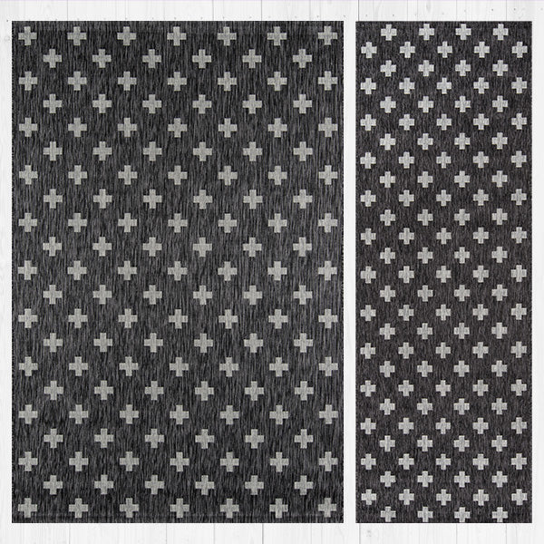 Cross Patterned Indoor/Outdoor Rug, Pick Your Size