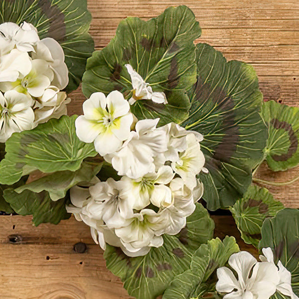 6 Foot Lush Faux Geranium Garland