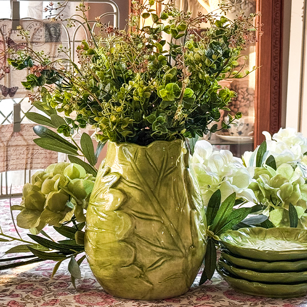 Green Cabbageware Flower Vase