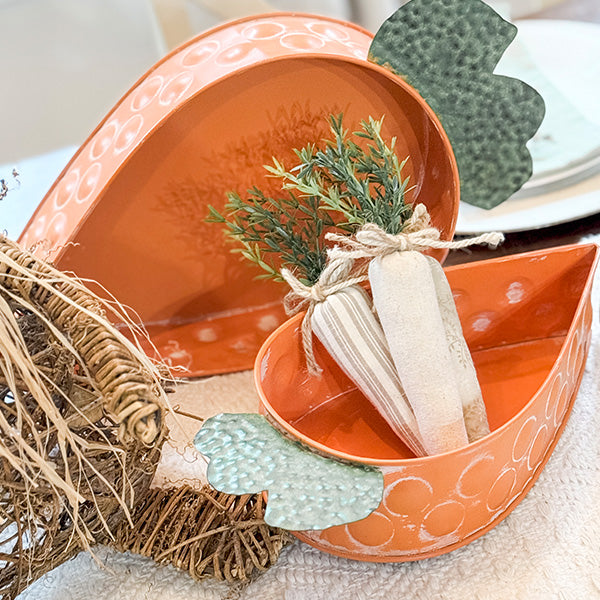 Distressed Carrot Metal Trays, Set of 2